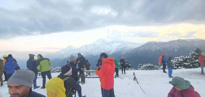 Pokhara: 2 & 3 Days Ghorepani Poon Hill Private Guided Trek - Guides, porters, and the human side of the trek