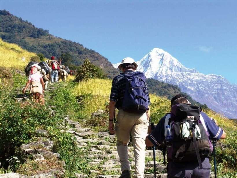 Pokhara: Annapurna Day Hike with Panoramic Views - Kande begins the uphill walk