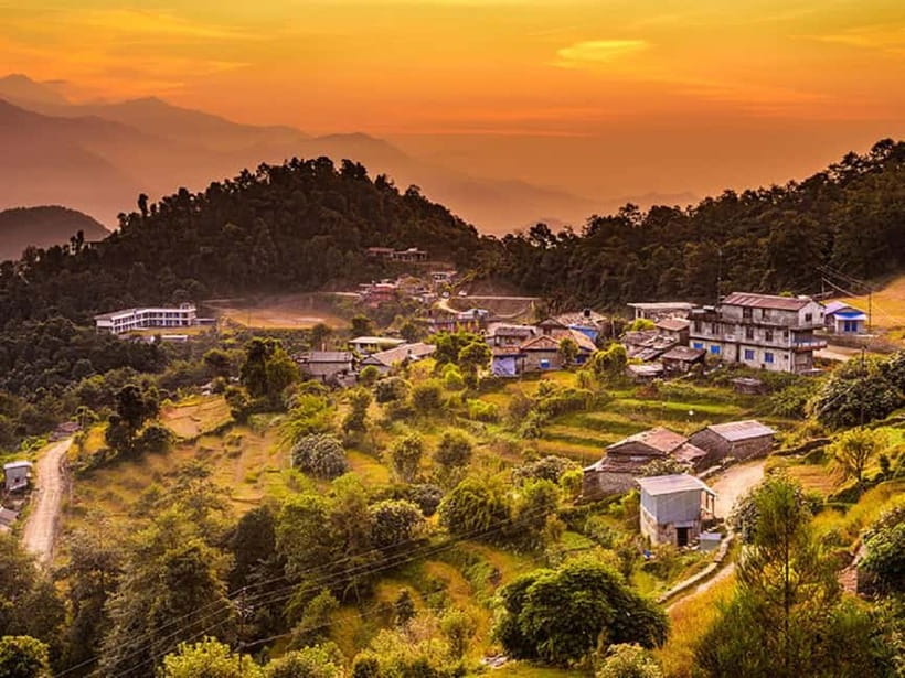 Pokhara: Annapurna Foothills Day Hike with Transfers - Dhampus to Phedi, a scenic descent with tired legs