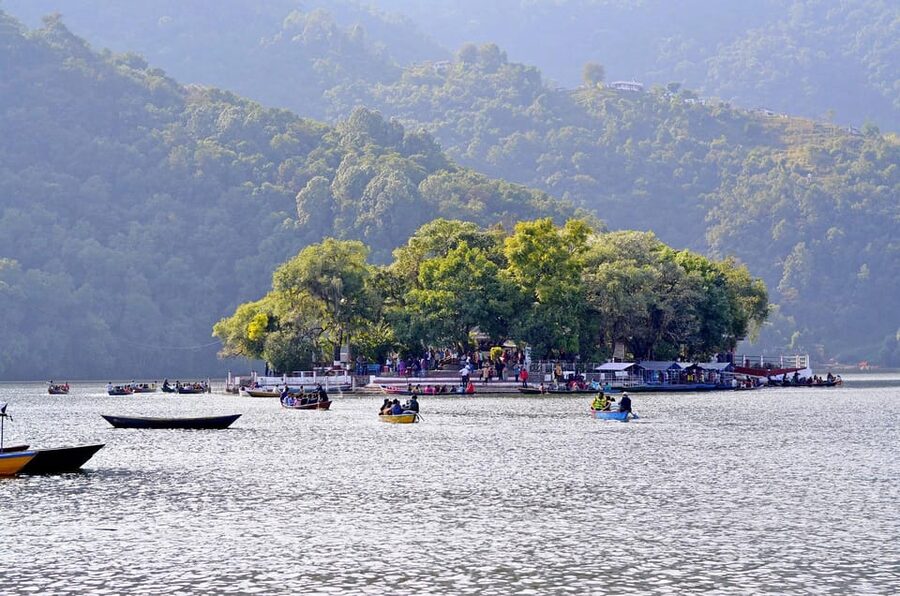 Pokhara: Guided Evening Walking Tour in Lakeside - What the Fewa Lake walk is really like