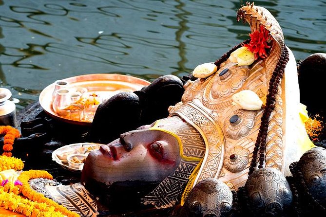 Private Half Day Budhanilkantha Tour - A short private tour with room for questions