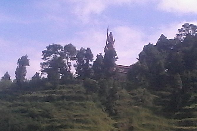 Private Kathmandu Valley Sightseeing Tour Including Lunch - The guide can make or break the experience