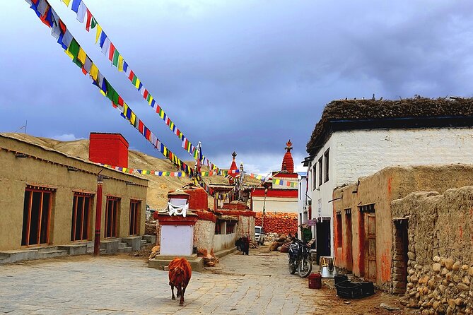 Upper Mustang Trek 14 Days - Days 1 and 2: Kathmandu, Pokhara, and Phewa Lake