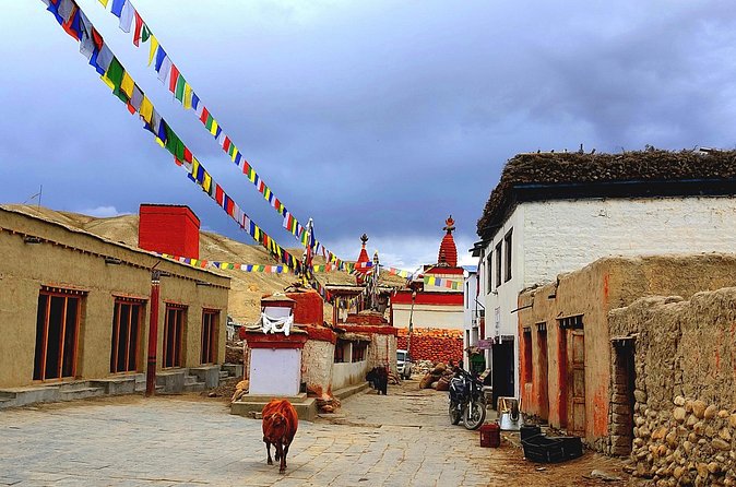 Upper Mustang Trek 14 Days - Days 5 through 7: High passes, Ghami, and Tsarang