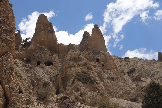 Upper Mustang Trekking - Days 8 and 9: Ghiling, Tsarang, and the approach to Lo Manthang