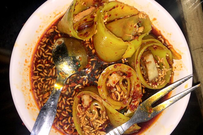 Walking Street Food Tour and 2 UNESCO Sightseeing in Kathmandu - Asan Market and the food between the sights